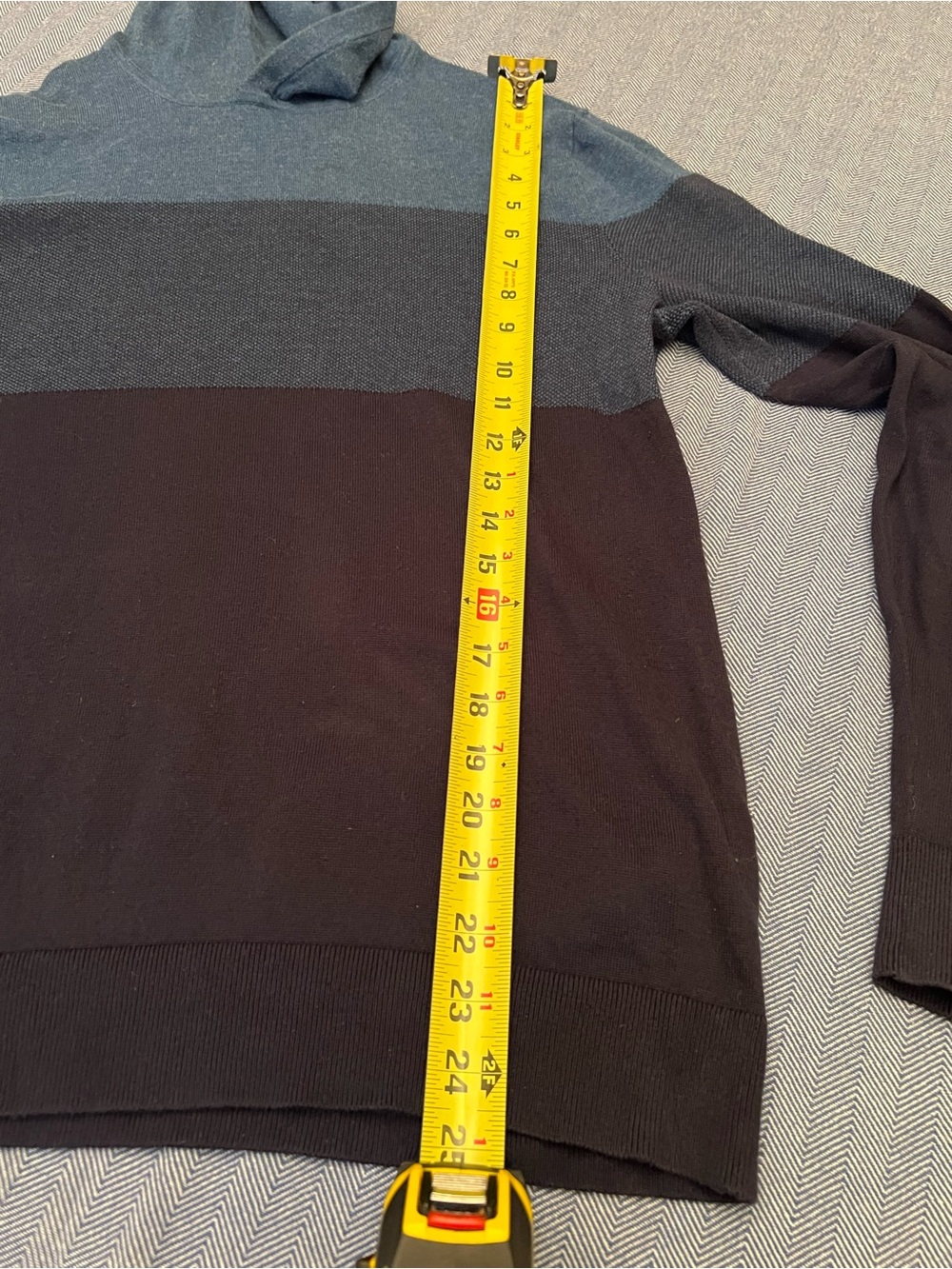 Banana Republic Men's Colorblock Sweater Hoodie - Blue and Black, Size Med - Picture 5 of 6